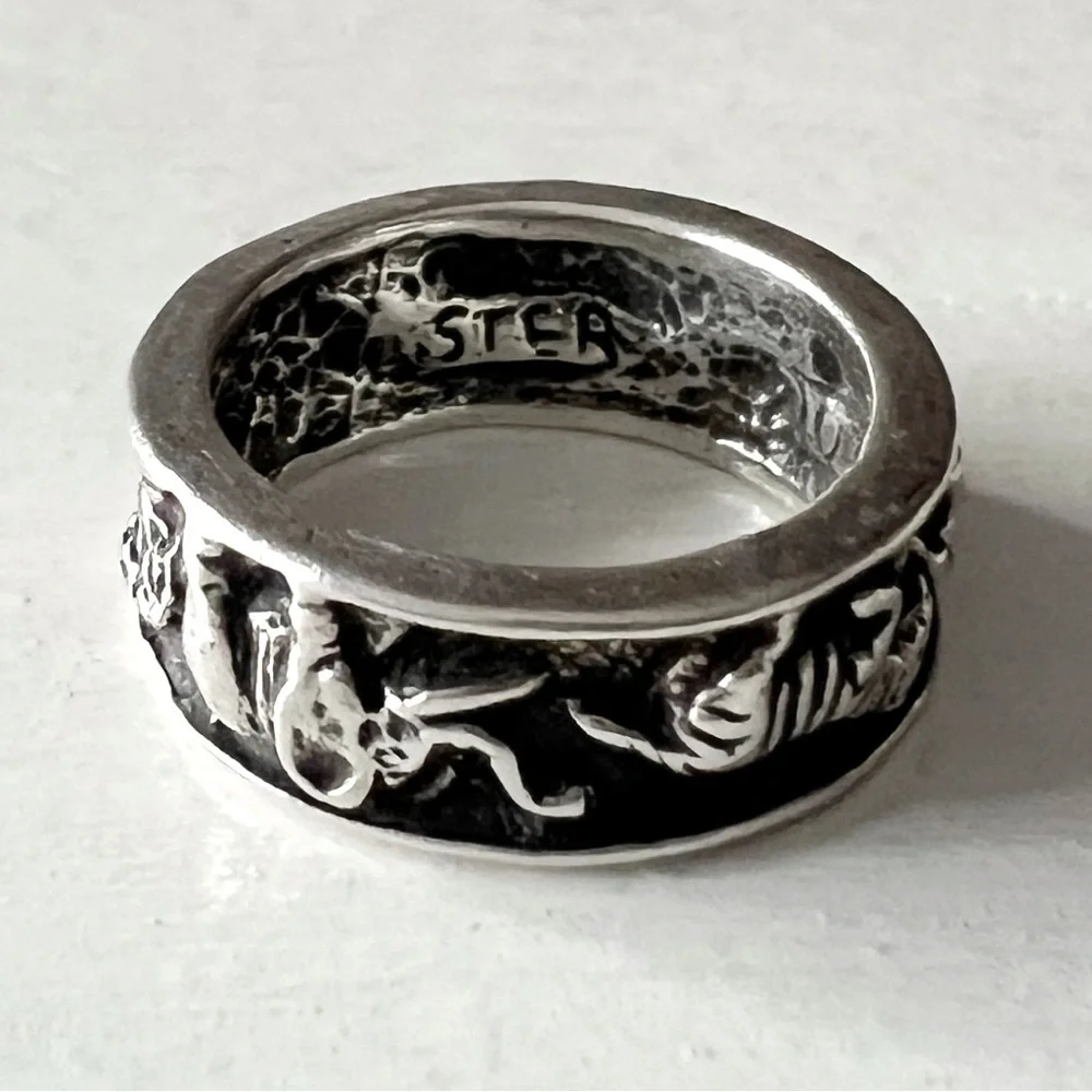VINTAGE African Safari Animals Sterling Silver Ring Band • Giraffe Zebra Rhino